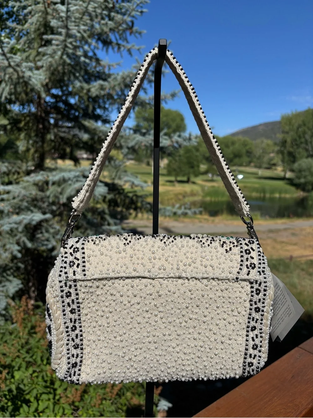 America and beyond Gorgeous Beaded White Shoulder Bag with Green black Accents